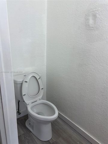 17084 SW 138th Ct, Miami, FL 33177