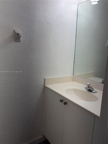 17084 SW 138th Ct, Miami, FL 33177