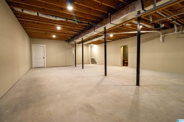 56 COUNTY ROAD 1562, Cullman, AL 35058