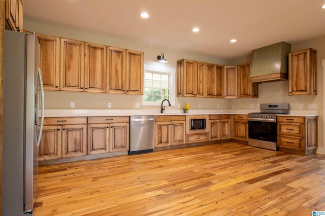 56 COUNTY ROAD 1562, Cullman, AL 35058