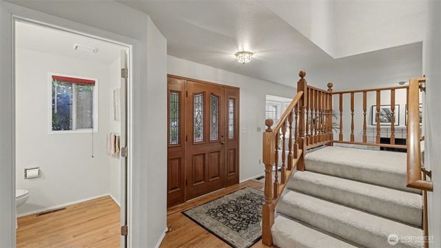 23915 SE 42nd Court, Sammamish, WA 98029