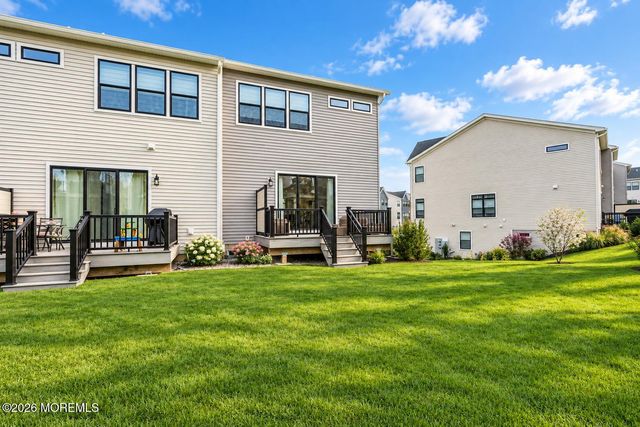 12 Linder Court 186, Middletown, NJ 07748