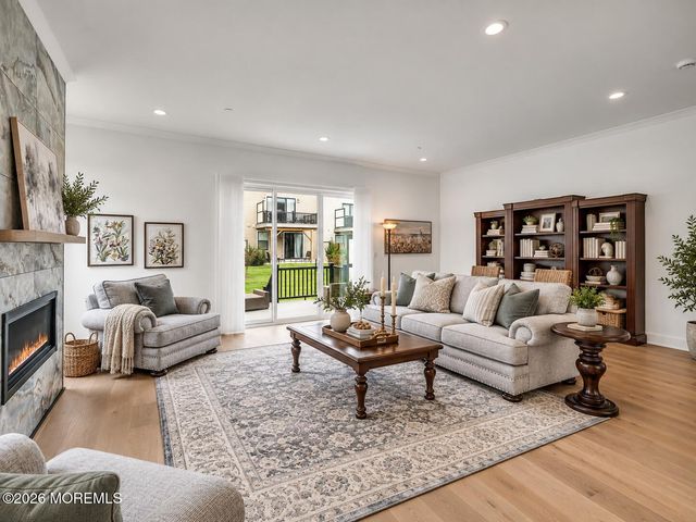12 Linder Court 186, Middletown, NJ 07748