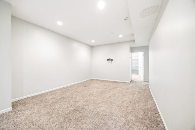 9 Lilac Court, Bolingbrook, IL 60490