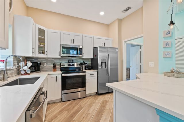 1255 Winding Oaks Circle 608, Vero Beach, FL 32963