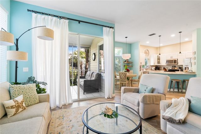 1255 Winding Oaks Circle 608, Vero Beach, FL 32963