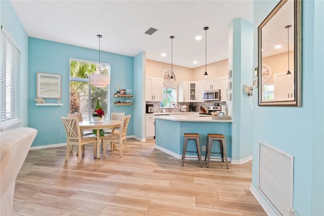 1255 Winding Oaks Circle 608, Vero Beach, FL 32963