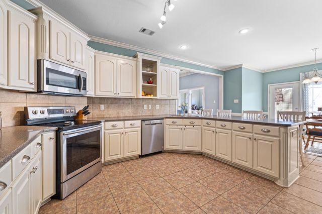 15 Hickory Circle, Cabot, AR 72023