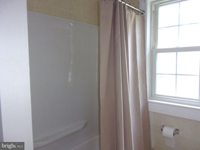 20 ELM AVE, Clementon, NJ 08021