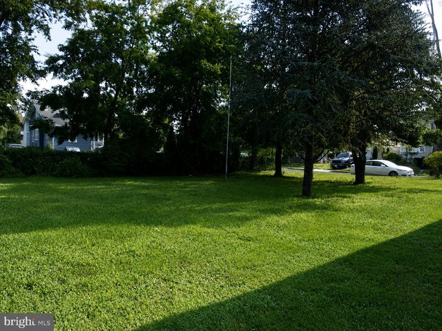 20 ELM AVE, Clementon, NJ 08021