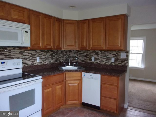 20 ELM AVE, Clementon, NJ 08021