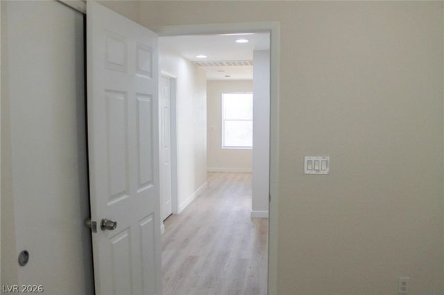 1729 Ronzard Avenue, North Las Vegas, NV 89032