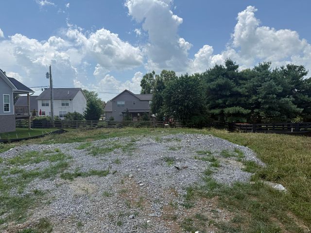 129 Wyatt Court, Nicholasville, KY 40356