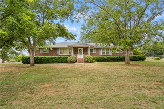 223 Lakewood Lane, Anderson, SC 29625