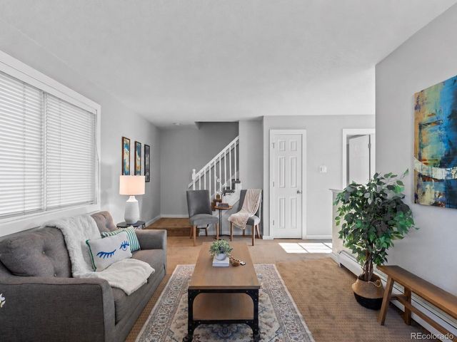 2700 S Holly St 216, Denver, CO 80222