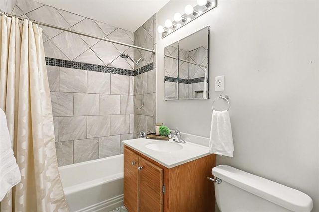 10244 Reeds Drive, Overland Park, KS 66207