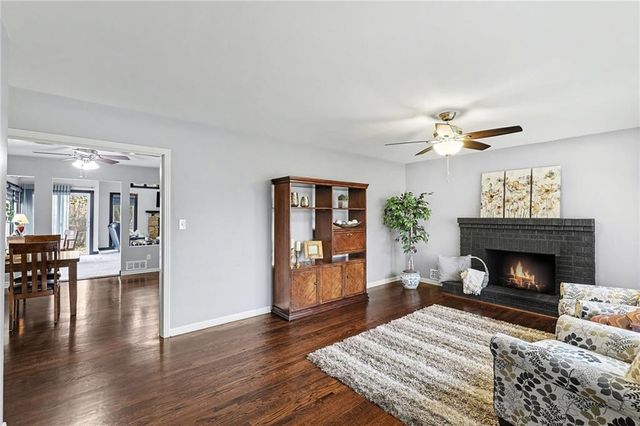 10244 Reeds Drive, Overland Park, KS 66207