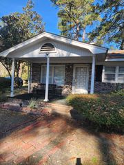 1201 Hemingway St., Myrtle Beach, SC 29577