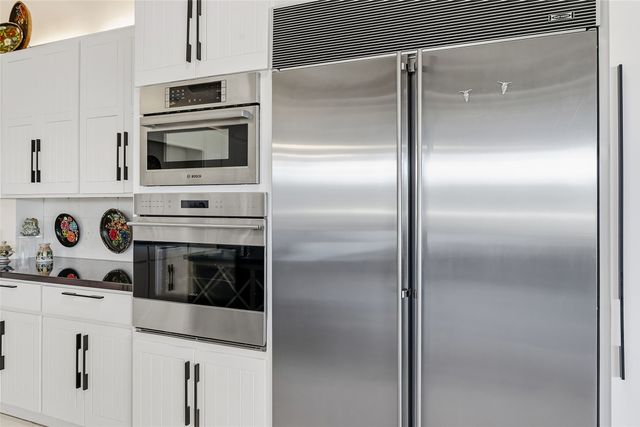 19 Falling Star Circle, Santa Fe, NM 87506