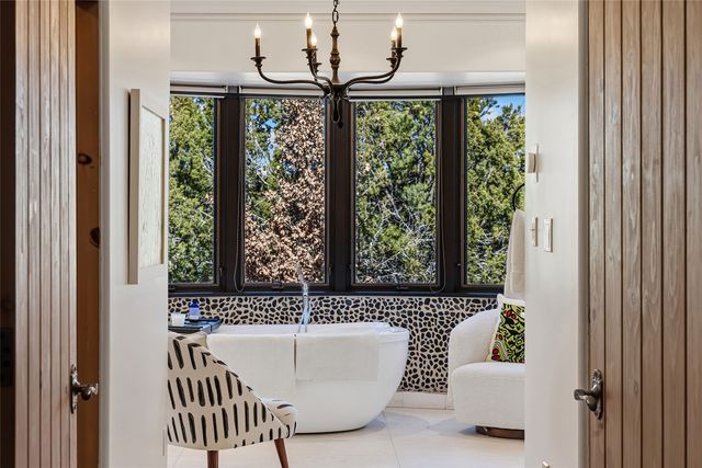 19 Falling Star Circle, Santa Fe, NM 87506