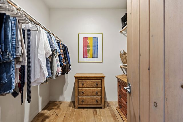 19 Falling Star Circle, Santa Fe, NM 87506