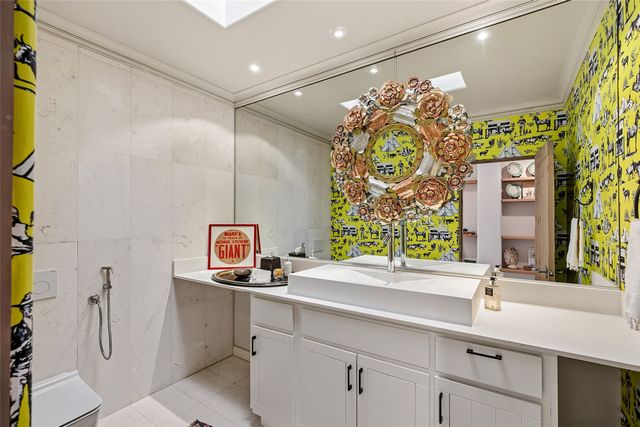 19 Falling Star Circle, Santa Fe, NM 87506