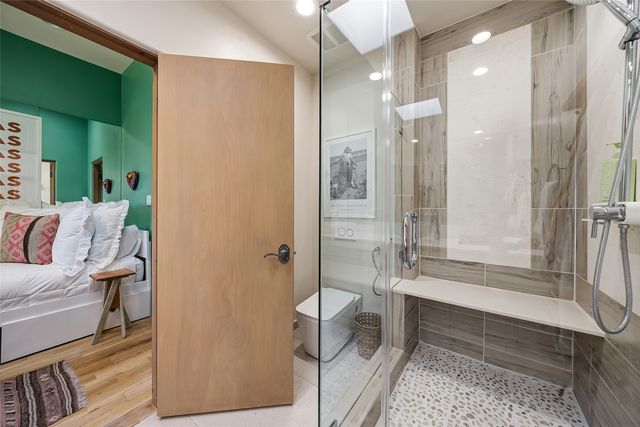 19 Falling Star Circle, Santa Fe, NM 87506