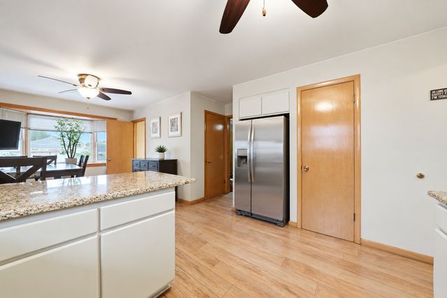 9429 Major Avenue, Oak Lawn, IL 60453