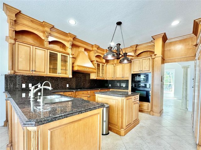 5023 NW 94th Doral Pl 5023, Doral, FL 33178