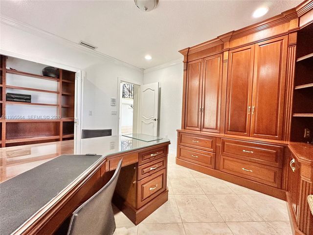 5023 NW 94th Doral Pl 5023, Doral, FL 33178