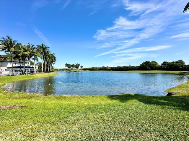 5023 NW 94th Doral Pl 5023, Doral, FL 33178