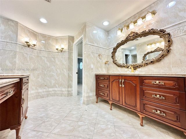 5023 NW 94th Doral Pl 5023, Doral, FL 33178
