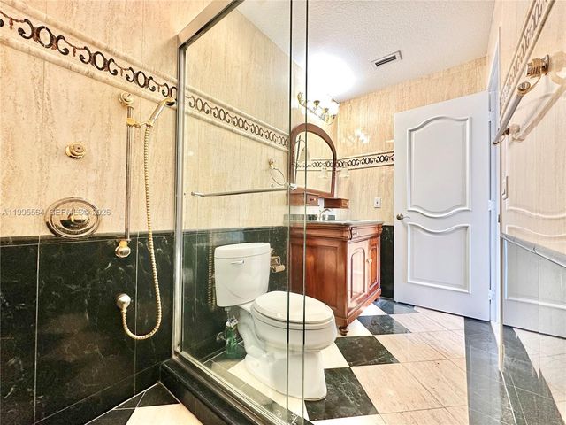 5023 NW 94th Doral Pl 5023, Doral, FL 33178