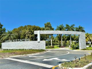 5023 NW 94th Doral Pl 5023, Doral, FL 33178