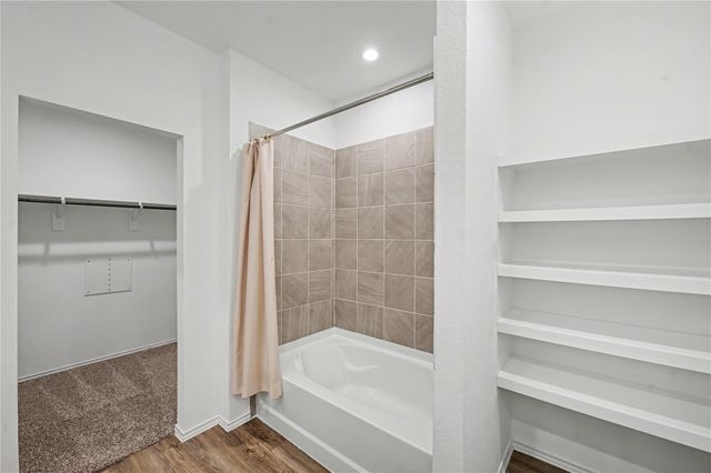 12330 Lariat Run Drive, Houston, TX 77014