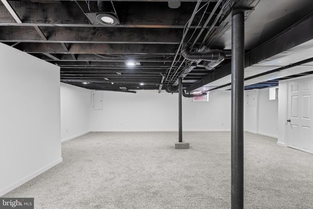 10 NANCY RD, Wilmington, DE 19809