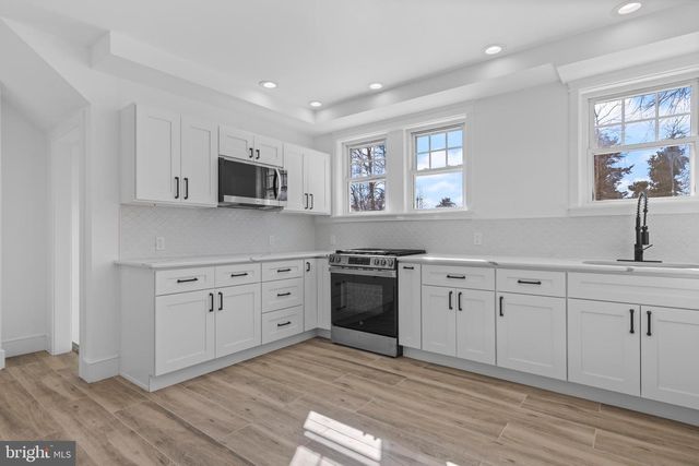 10 NANCY RD, Wilmington, DE 19809