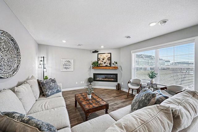 14330 Arctic Circle, Rosemount, MN 55068