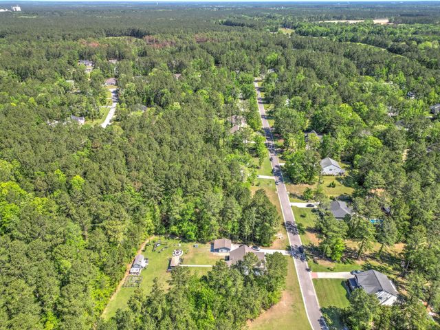 2033 Tacoma Circle, Ridgeville, SC 29472