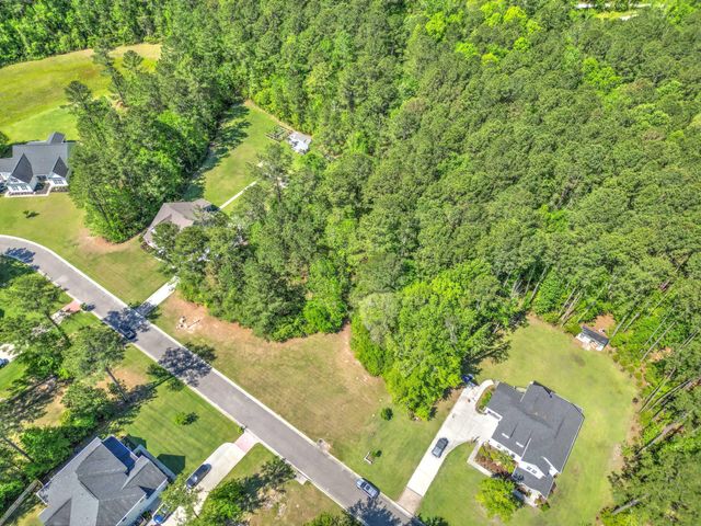 2033 Tacoma Circle, Ridgeville, SC 29472