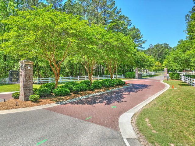 2033 Tacoma Circle, Ridgeville, SC 29472