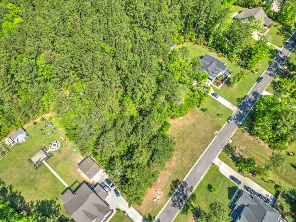 2033 Tacoma Circle, Ridgeville, SC 29472