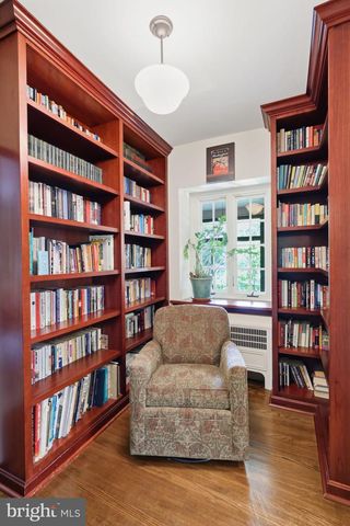 509 E ROUMFORT RD, Philadelphia, PA 19119