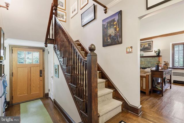509 E ROUMFORT RD, Philadelphia, PA 19119