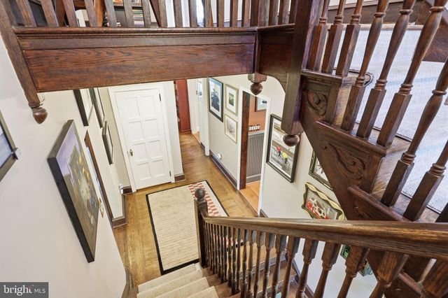 509 E ROUMFORT RD, Philadelphia, PA 19119