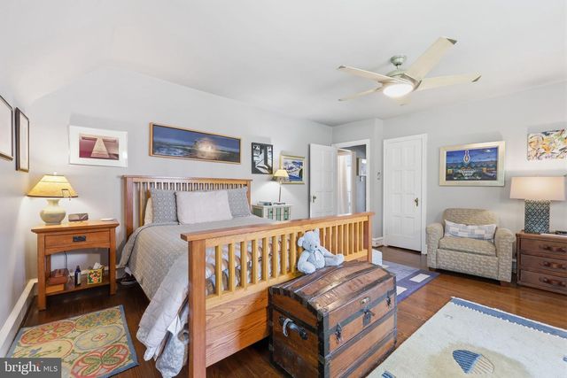 509 E ROUMFORT RD, Philadelphia, PA 19119