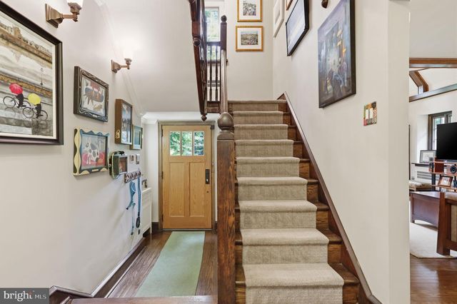 509 E ROUMFORT RD, Philadelphia, PA 19119