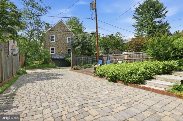 509 E ROUMFORT RD, Philadelphia, PA 19119