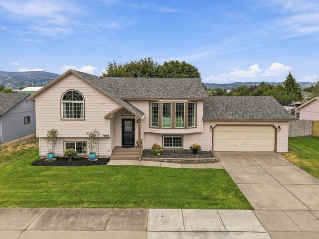 20017 E Grace Ln, Otis Orchards, WA 99027 property photo