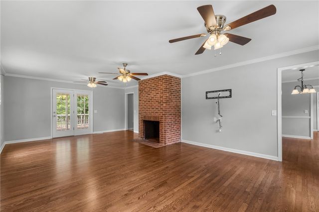 105 Knossus Court, Seneca, SC 29672